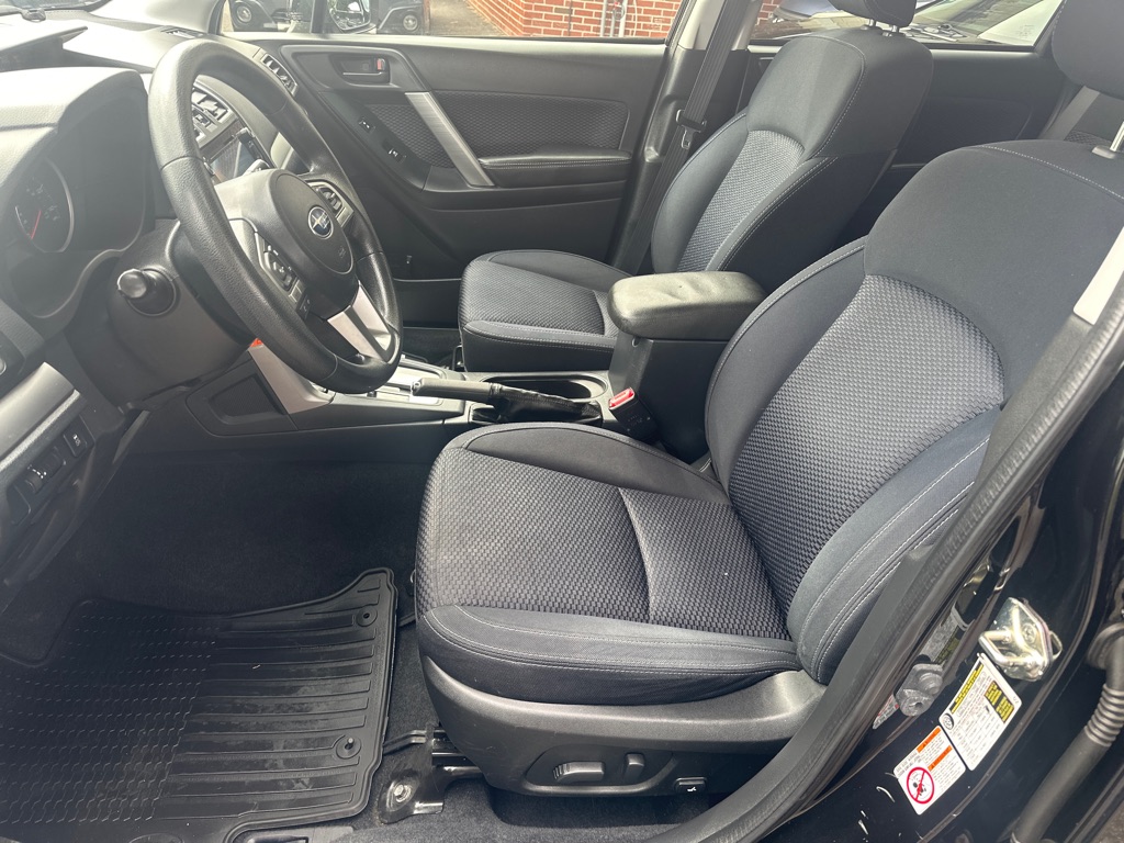 Photo 9 of this SUBARU FORESTER