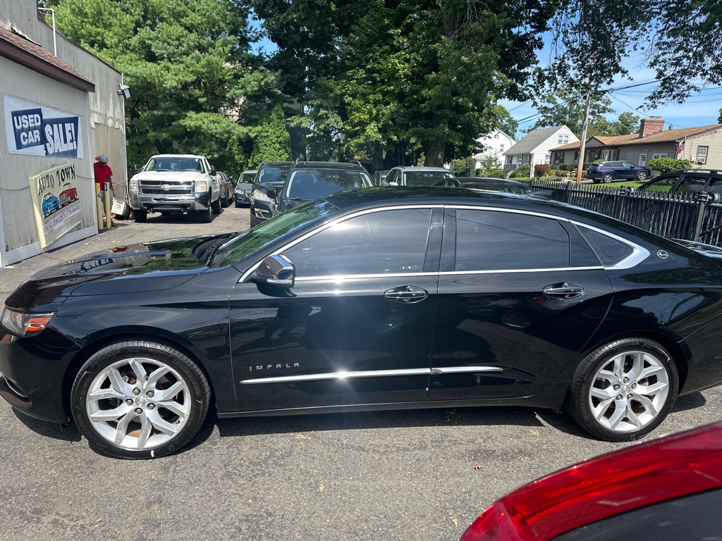 Photo 2 of this CHEVROLET IMPALA