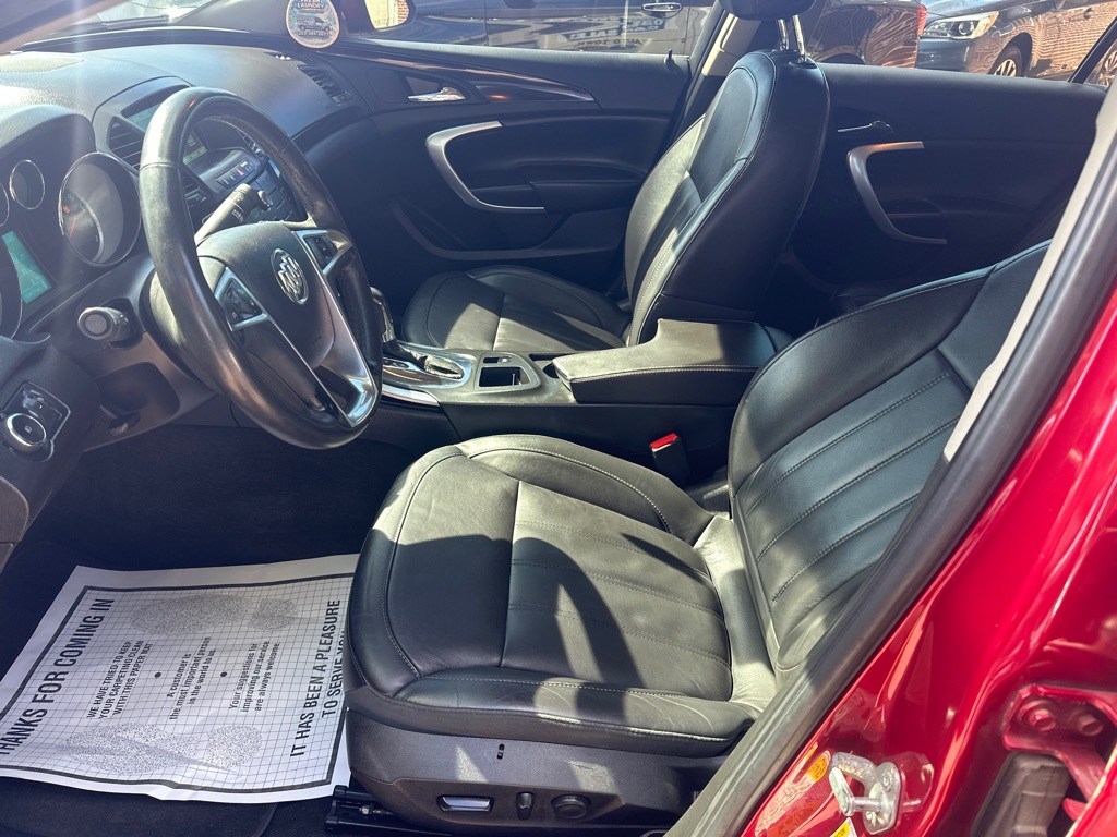 Photo 9 of this BUICK REGAL