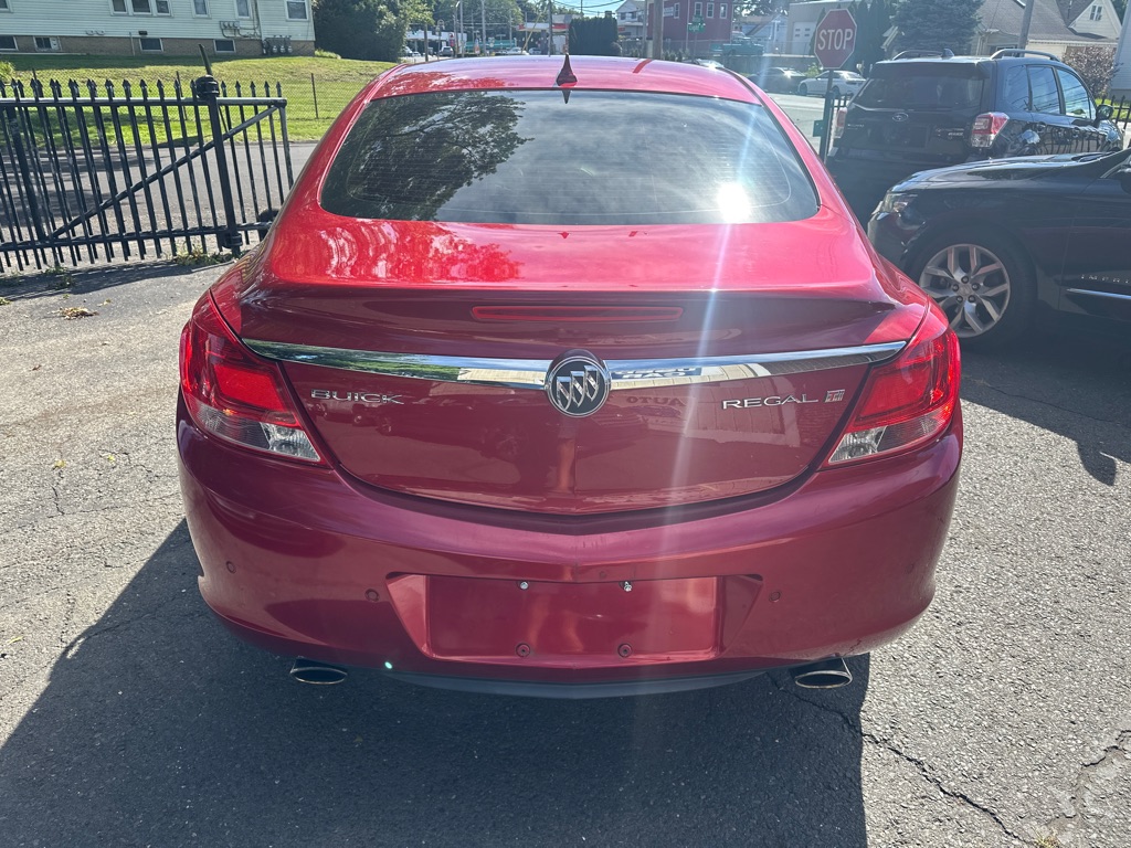 Photo 4 of this BUICK REGAL