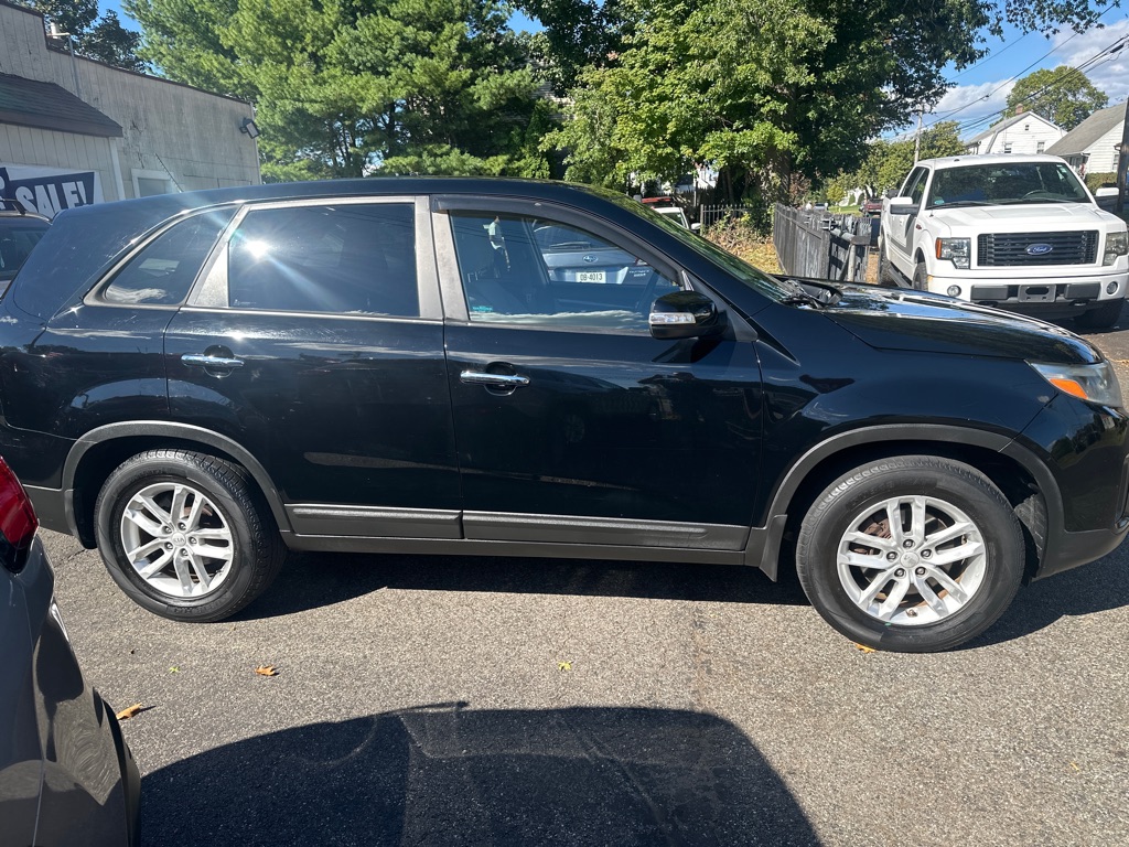 Photo 6 of this KIA SORENTO