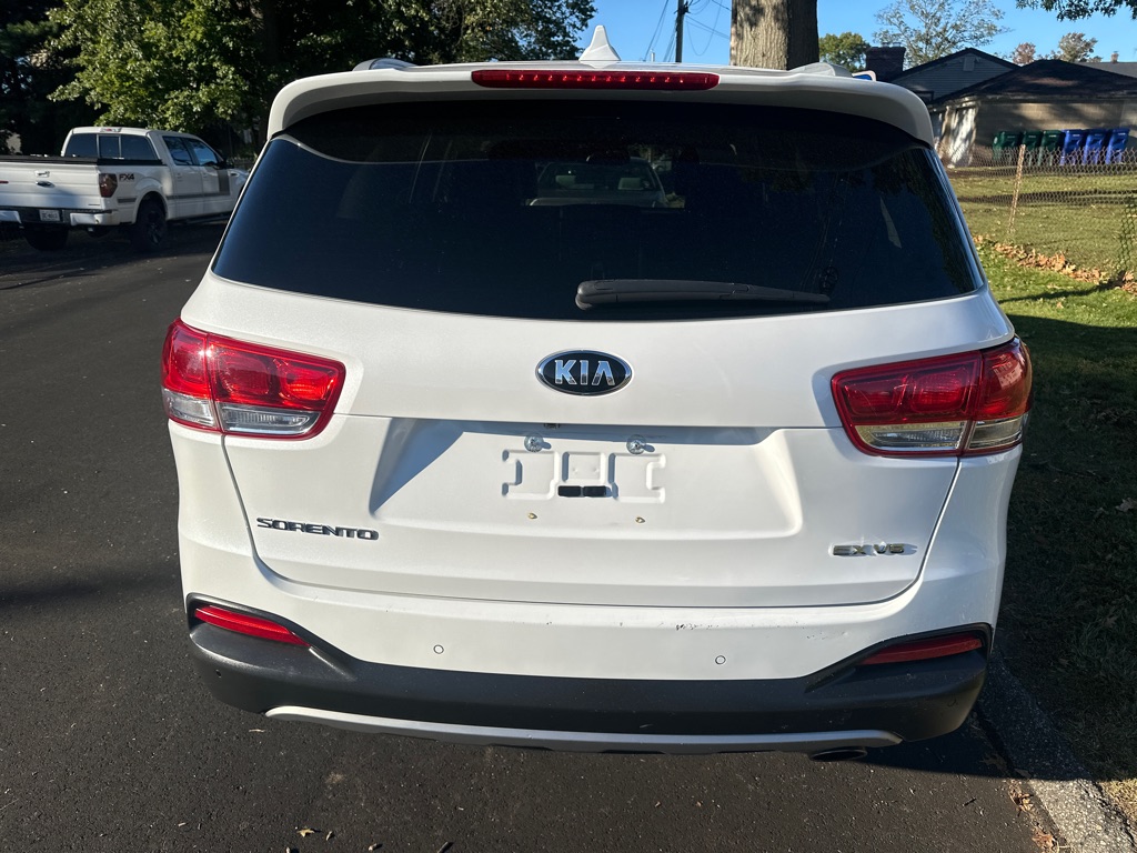 Photo 4 of this KIA SORENTO
