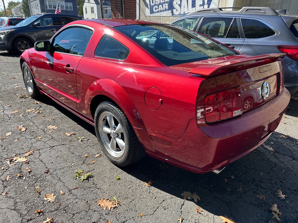 Photo 3 of this FORD MUSTANG