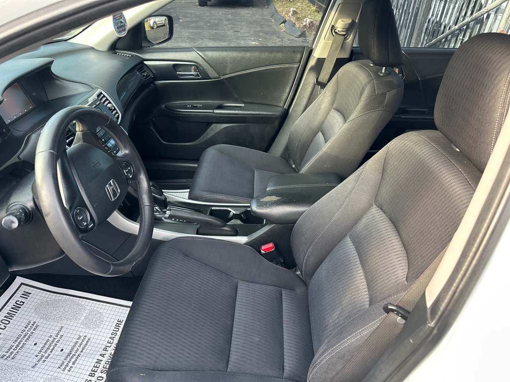 Photo 9 of this HONDA ACCORD