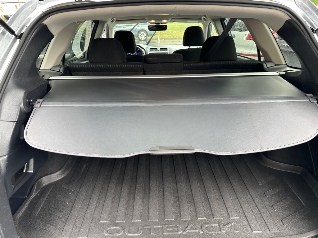 Photo 12 of this SUBARU OUTBACK