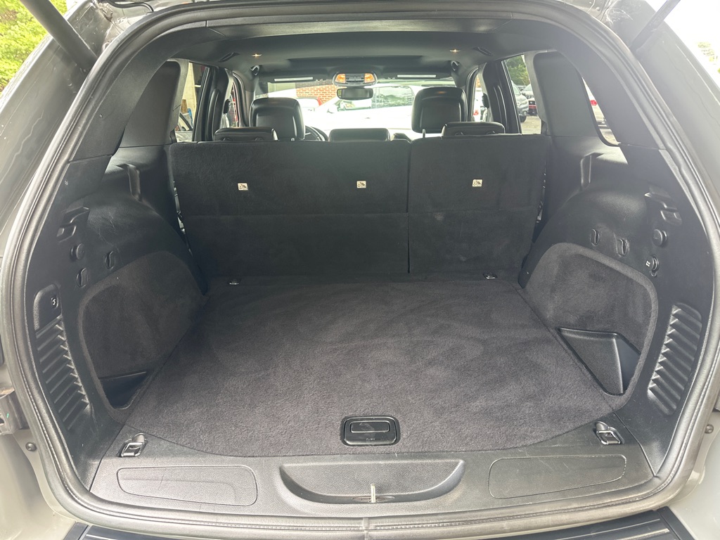 Photo 12 of this JEEP GRAND CHEROKEE