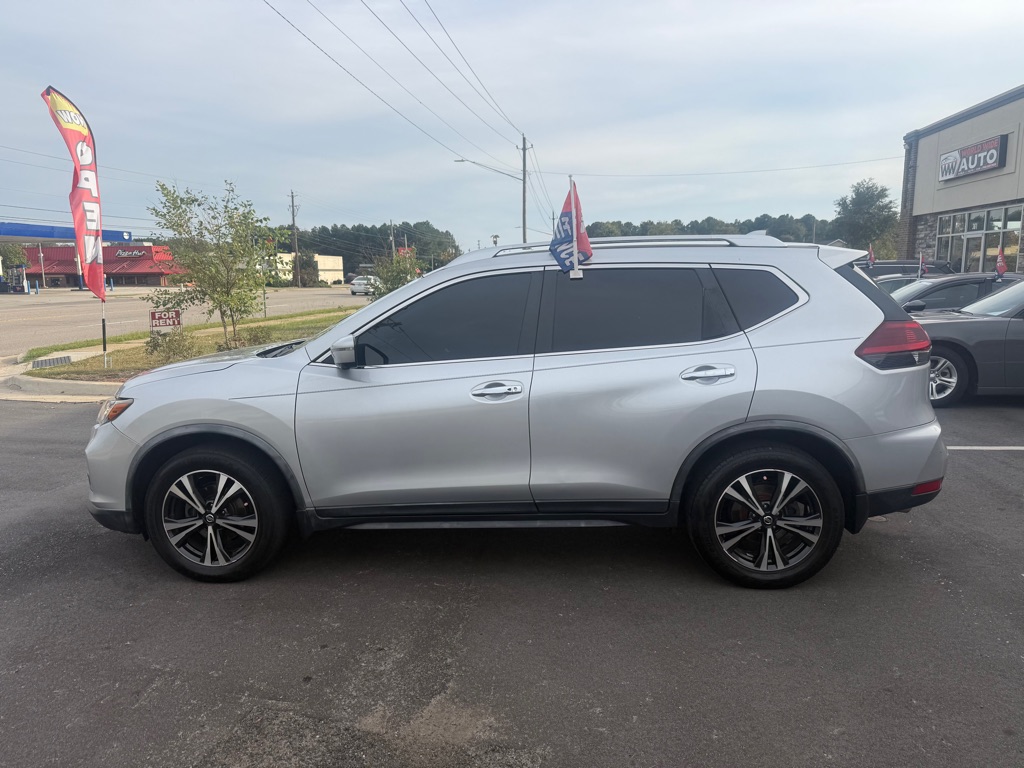 Photo 8 of this NISSAN ROGUE