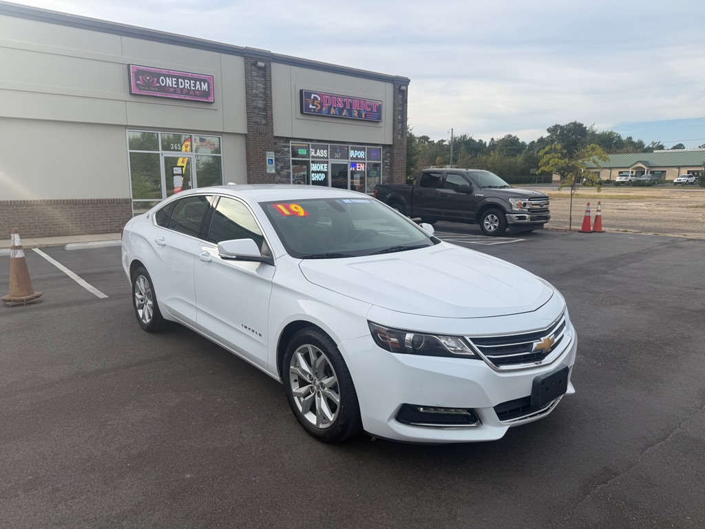 Photo 3 of this CHEVROLET IMPALA