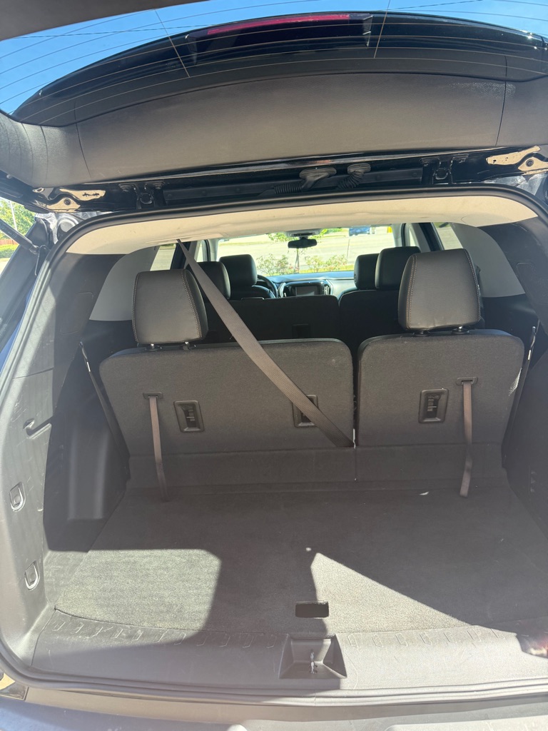 Photo 13 of this CHEVROLET TRAVERSE