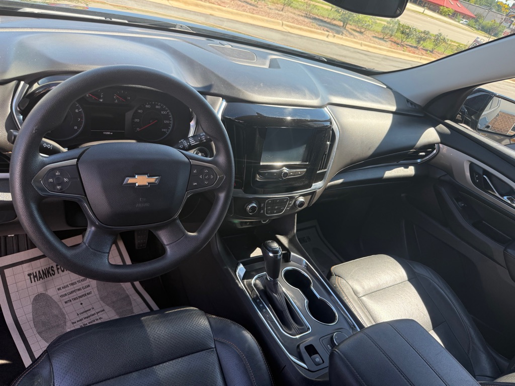 Photo 8 of this CHEVROLET TRAVERSE