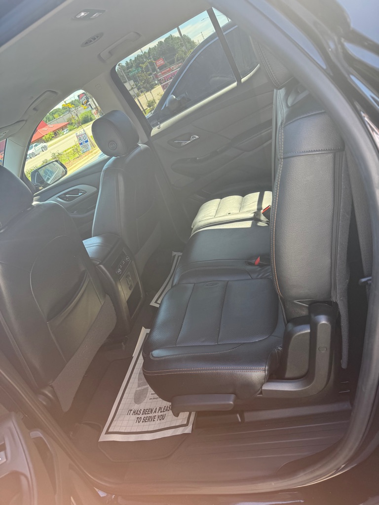 Photo 11 of this CHEVROLET TRAVERSE