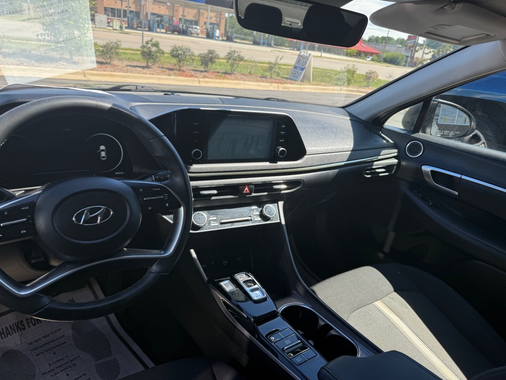 Photo 10 of this HYUNDAI SONATA