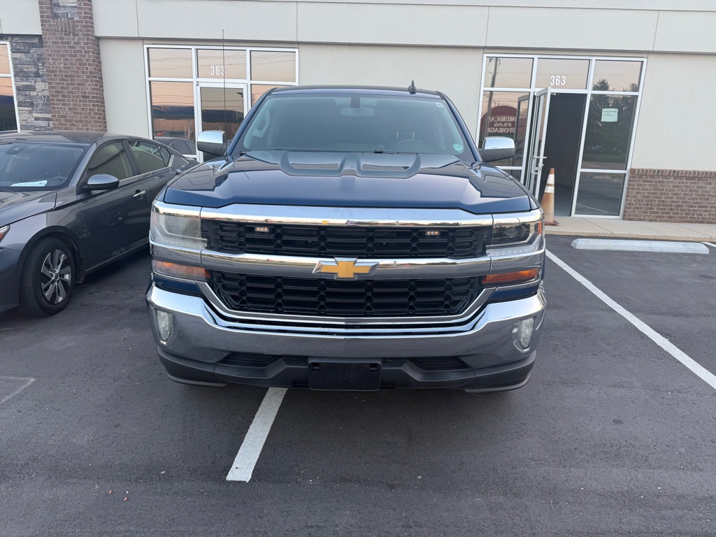Photo 2 of this CHEVROLET SILVERADO 1500