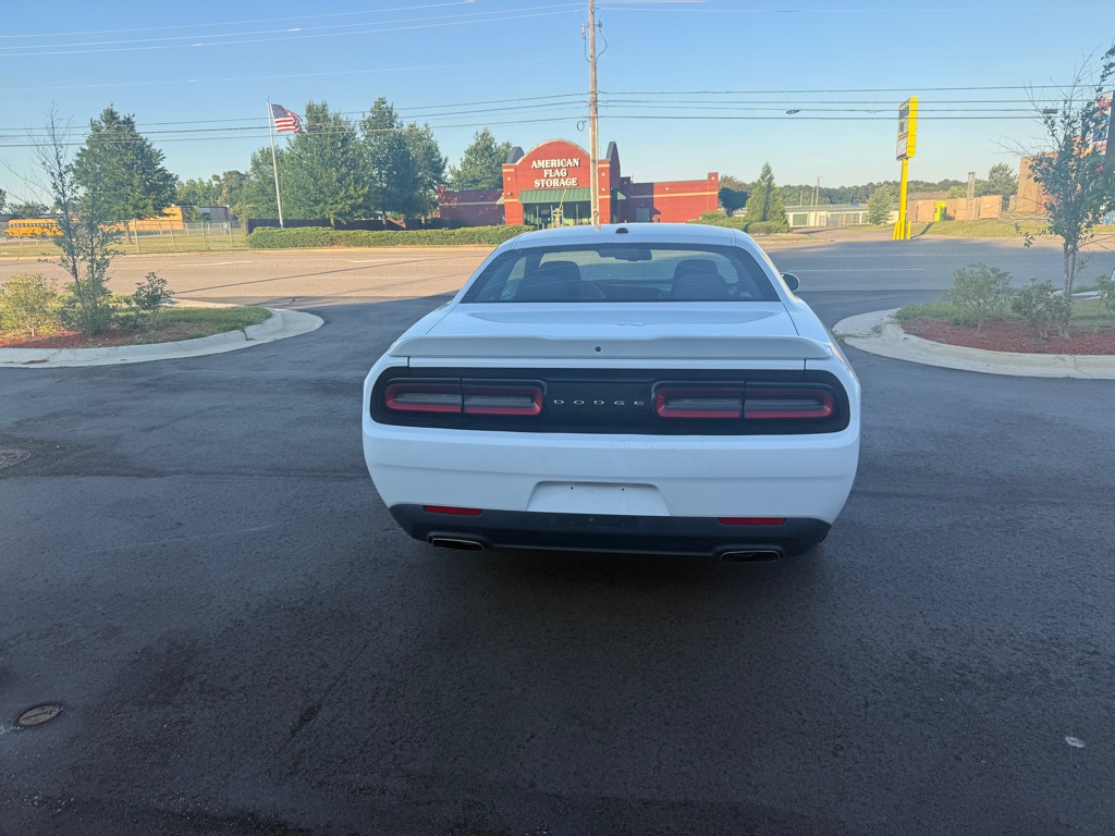 Photo 6 of this DODGE CHALLENGER
