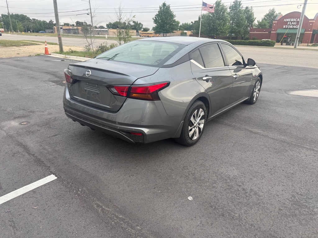 Photo 5 of this NISSAN ALTIMA