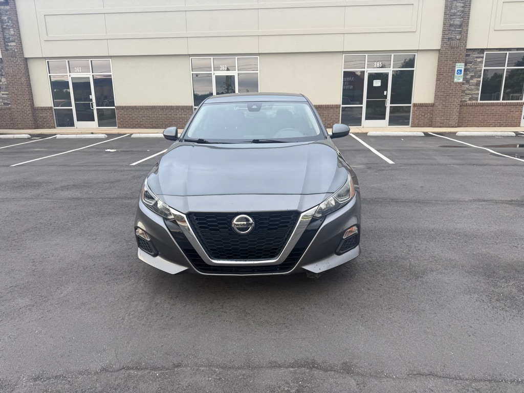 Photo 2 of this NISSAN ALTIMA