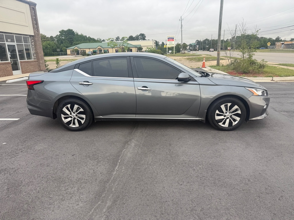 Photo 4 of this NISSAN ALTIMA