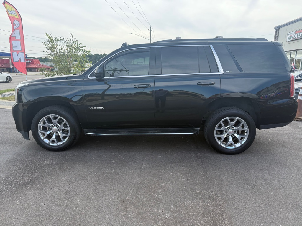 Photo 8 of this GMC YUKON