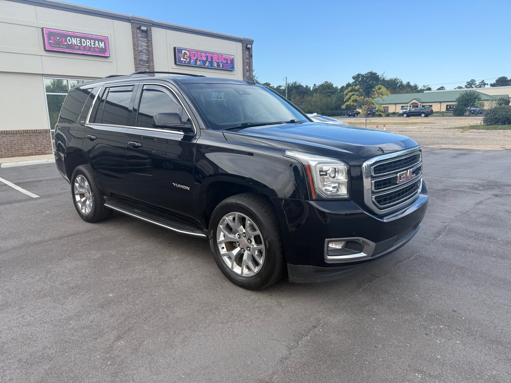 Photo 3 of this GMC YUKON