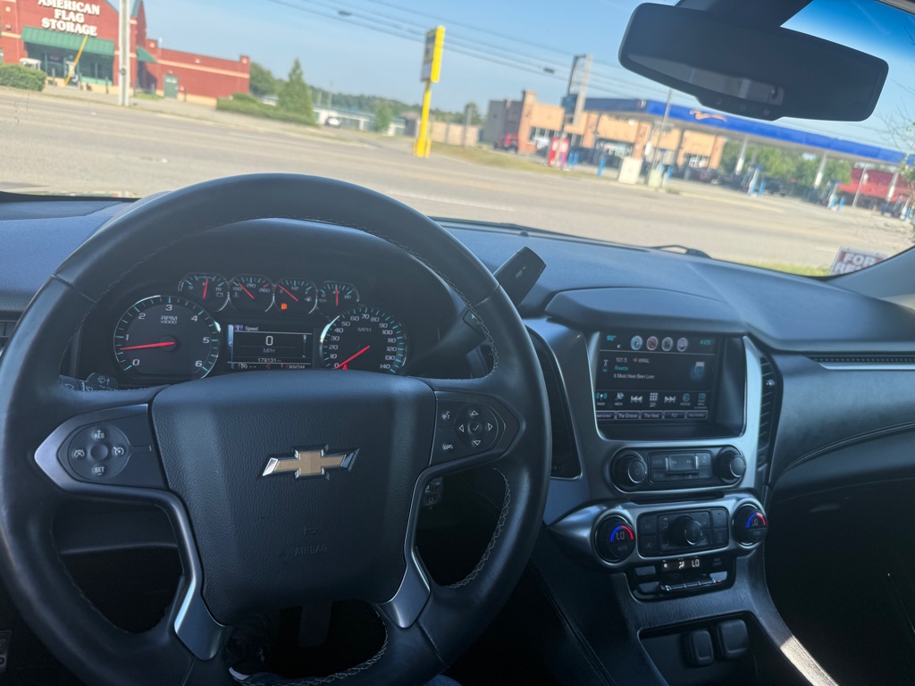 Photo 11 of this CHEVROLET TAHOE