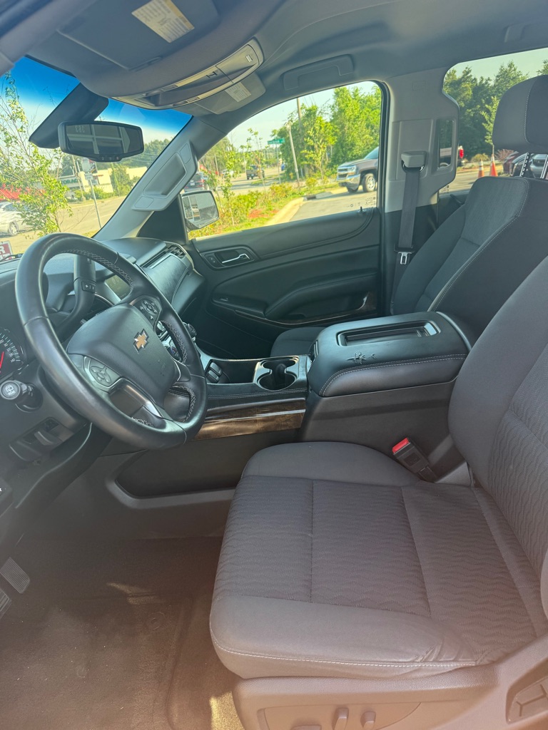 Photo 10 of this CHEVROLET TAHOE