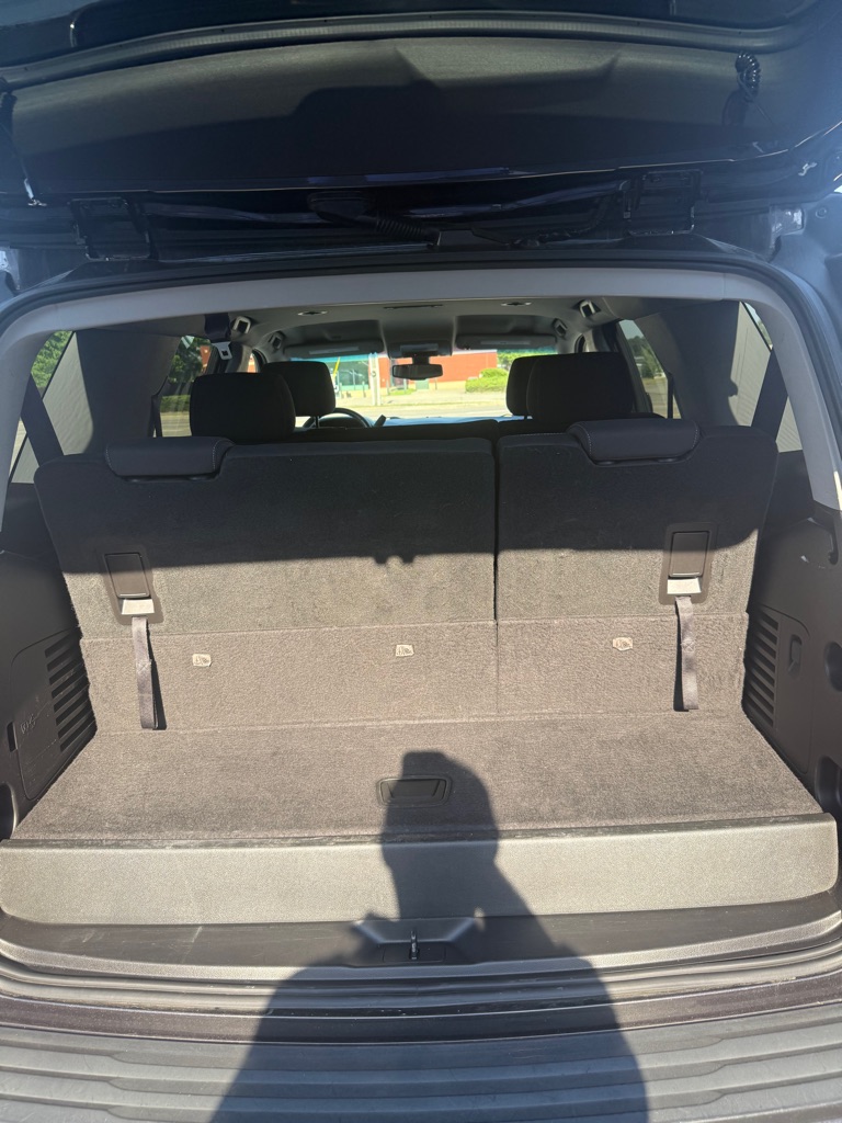 Photo 9 of this CHEVROLET TAHOE