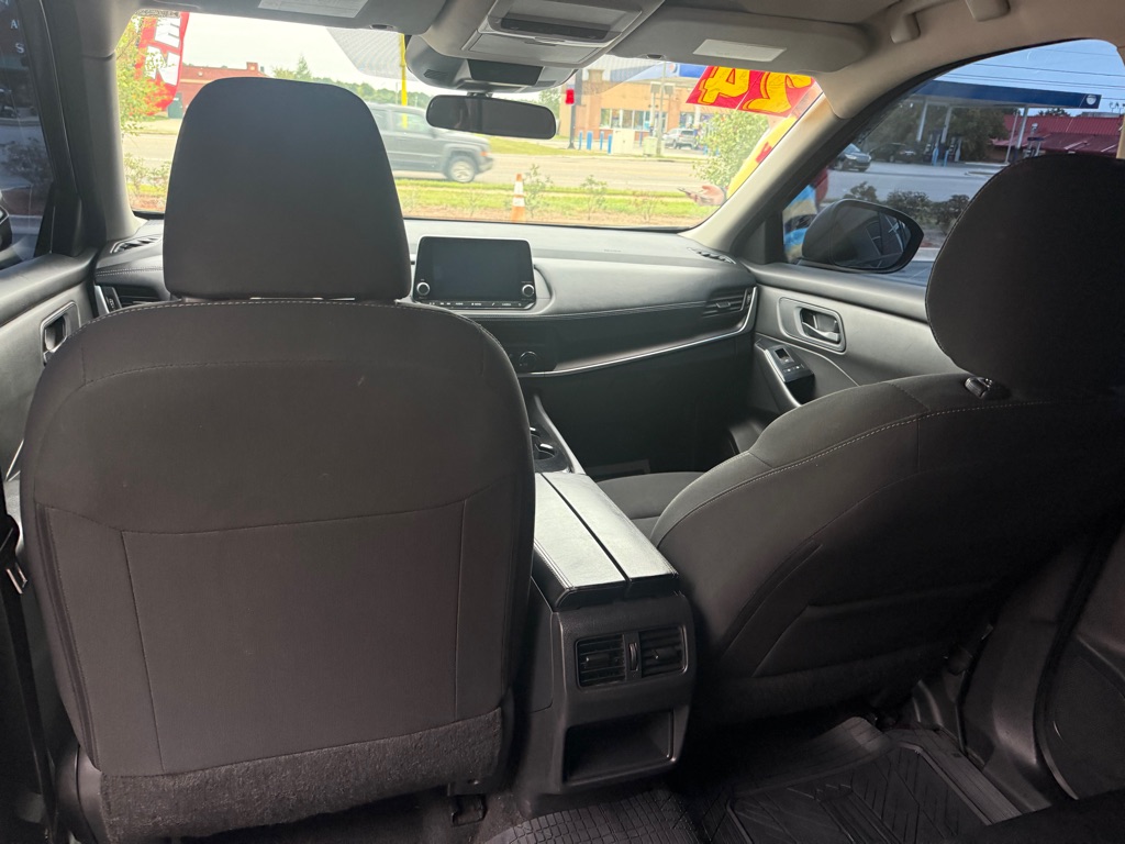 Photo 12 of this NISSAN ROGUE