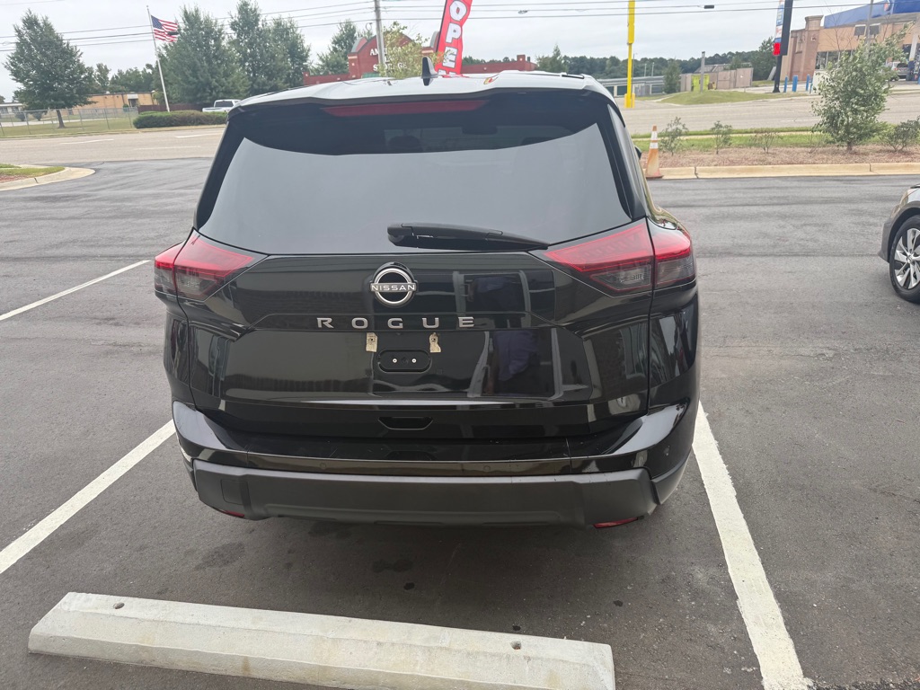 Photo 4 of this NISSAN ROGUE
