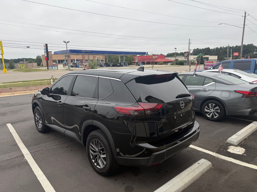 Photo 5 of this NISSAN ROGUE
