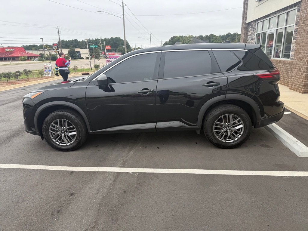Photo 6 of this NISSAN ROGUE