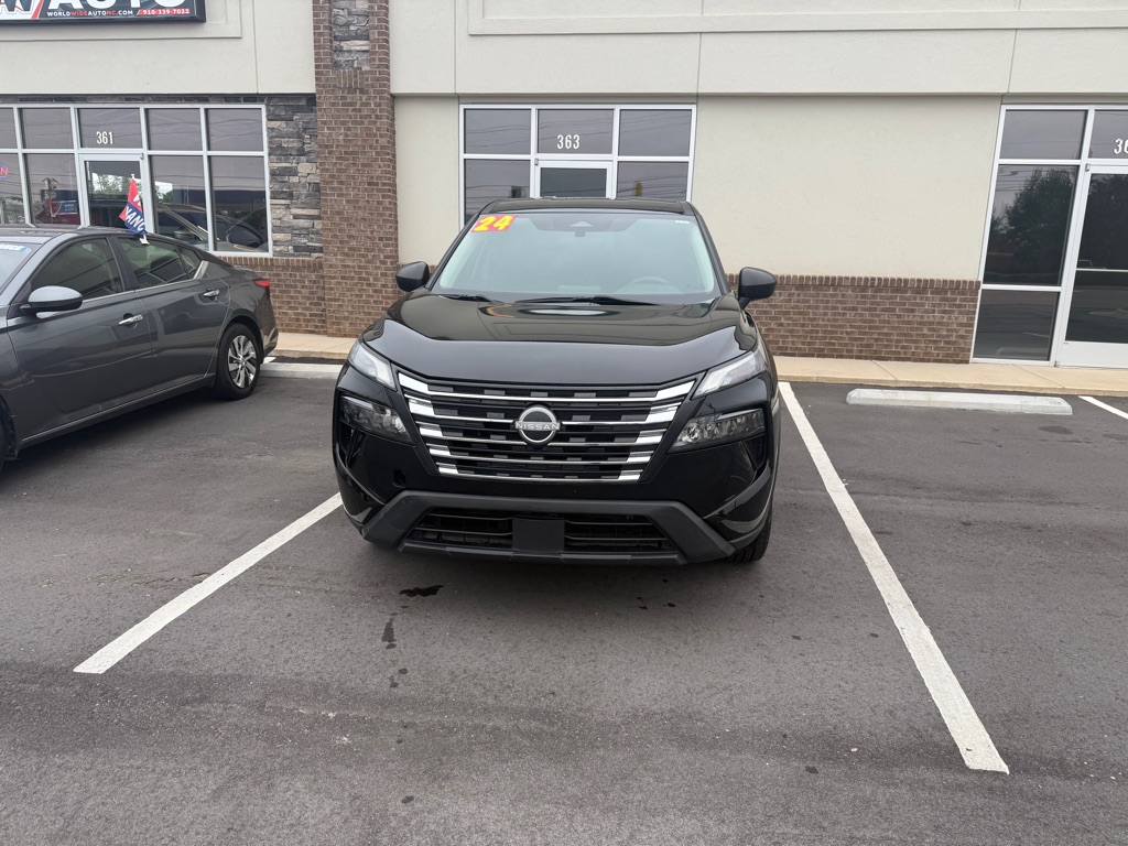 Photo 8 of this NISSAN ROGUE