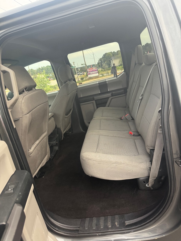 Photo 11 of this FORD F150