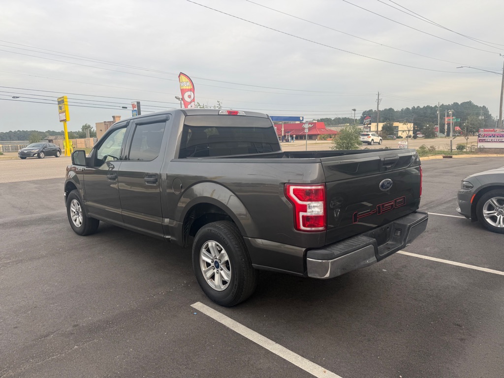 Photo 7 of this FORD F150