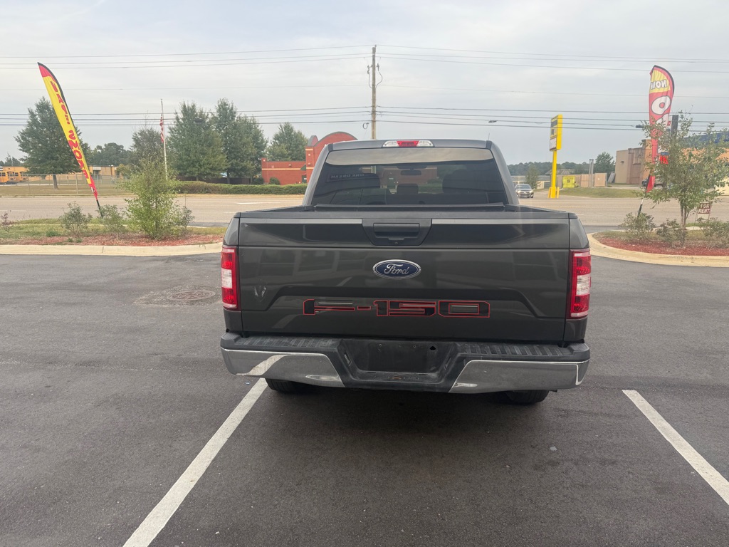Photo 6 of this FORD F150