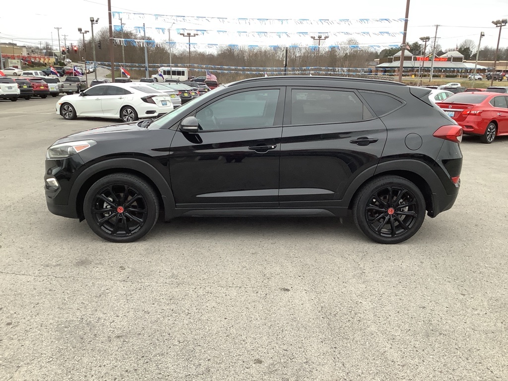 2017 Hyundai Tucson Night's photo