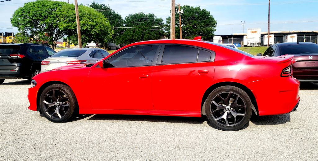 Photo 4 of this DODGE CHARGER