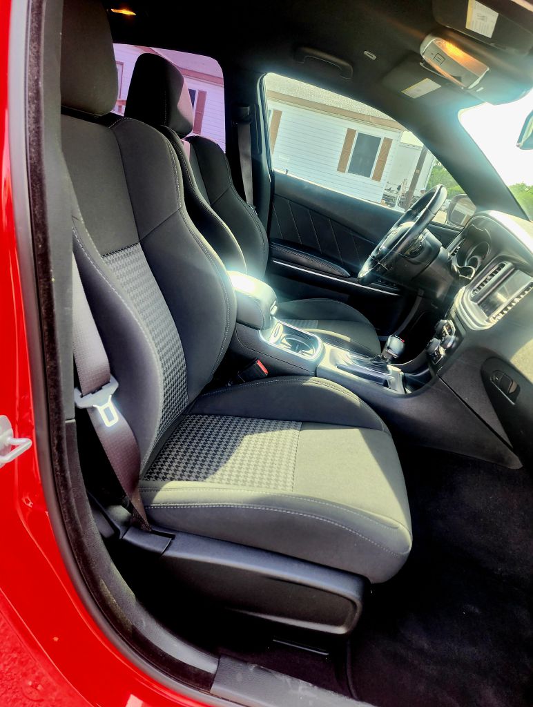 Photo 14 of this DODGE CHARGER