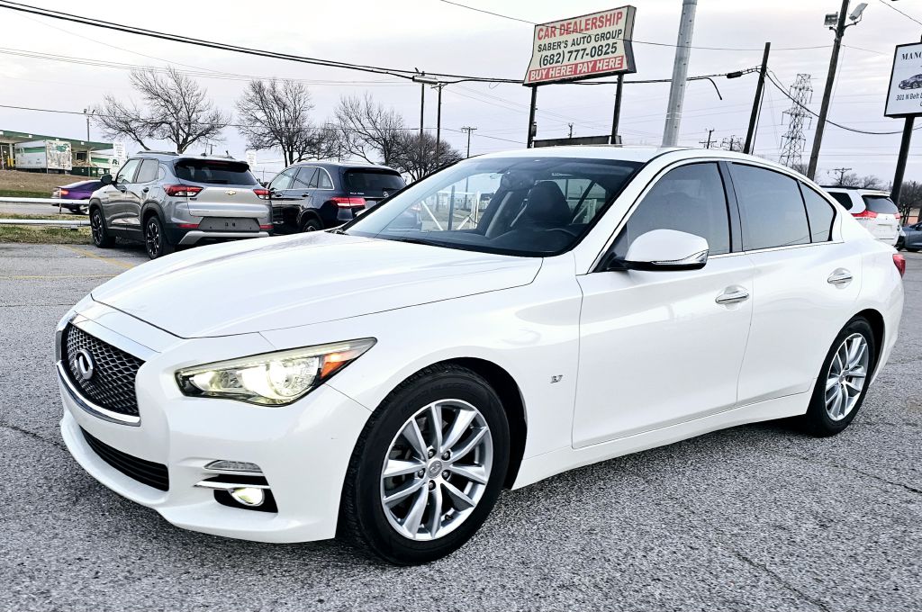Photo 2 of this INFINITI Q50