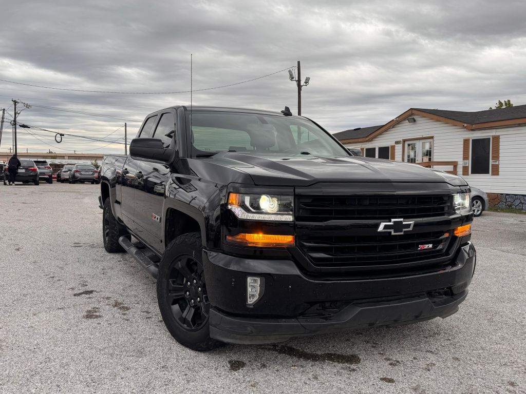 Photo 3 of this CHEVROLET SILVERADO 1500