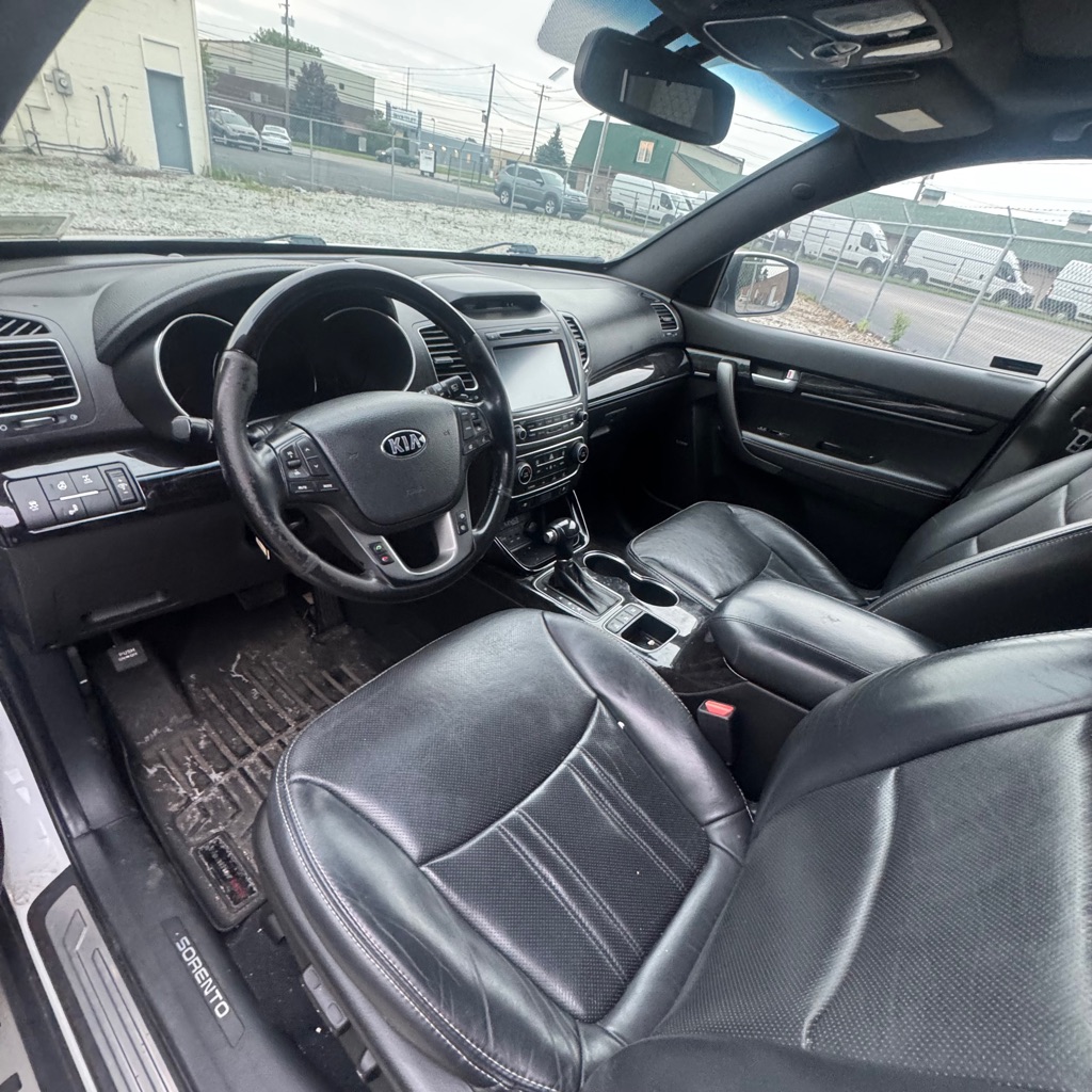 Photo 5 of this KIA SORENTO