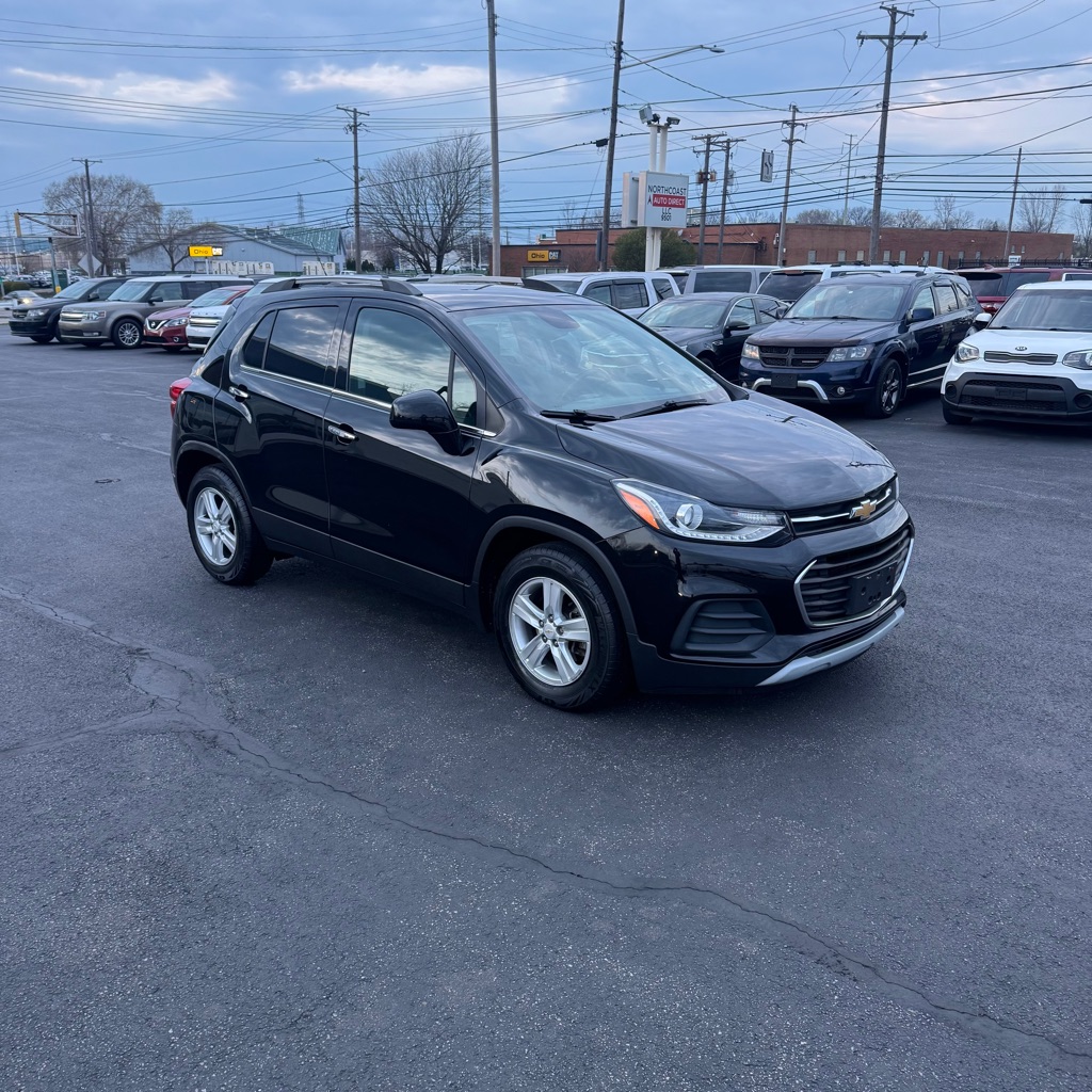Photo 6 of this CHEVROLET TRAX