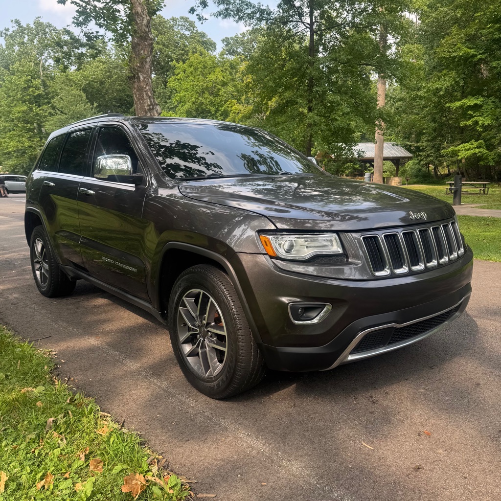 Photo 6 of this JEEP GRAND CHEROKEE