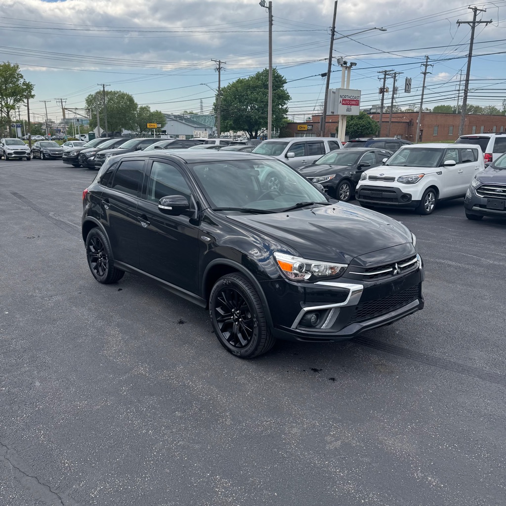 Photo 6 of this MITSUBISHI OUTLANDER SPORT