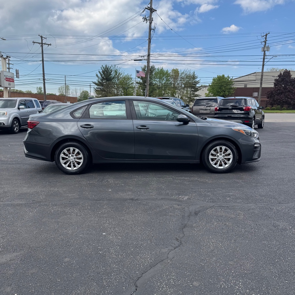 Photo 5 of this KIA FORTE
