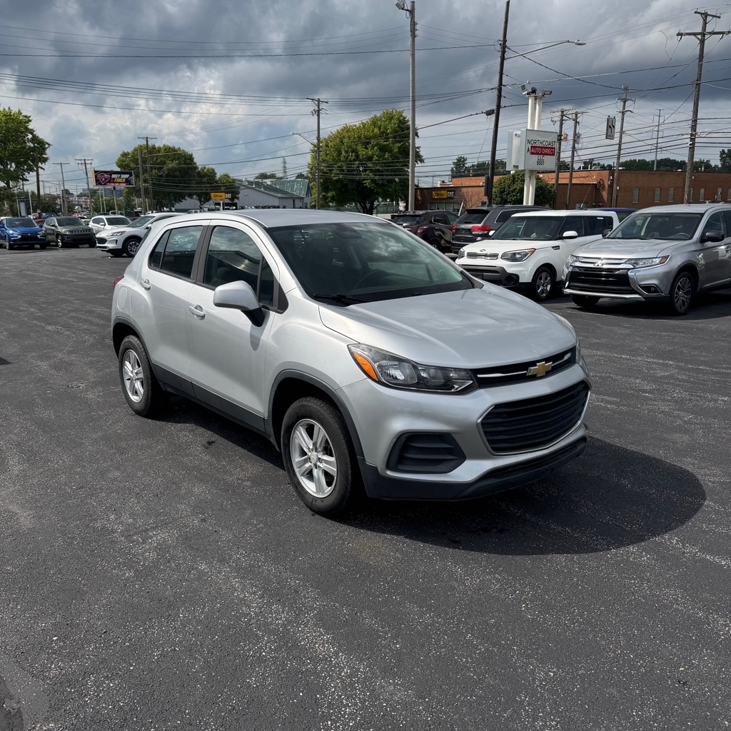 Photo 6 of this CHEVROLET TRAX