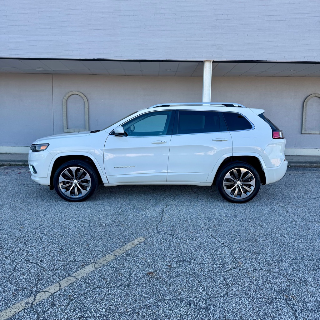 Photo 2 of this JEEP CHEROKEE