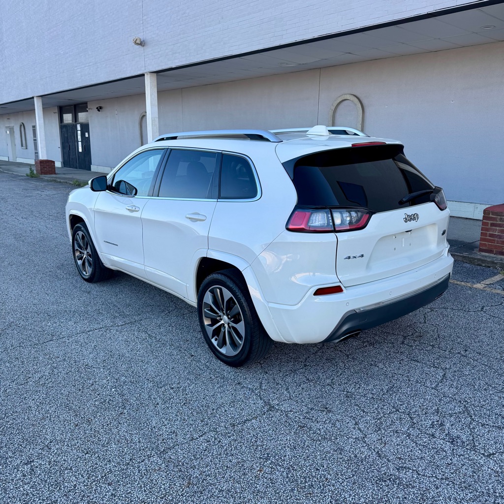 Photo 3 of this JEEP CHEROKEE