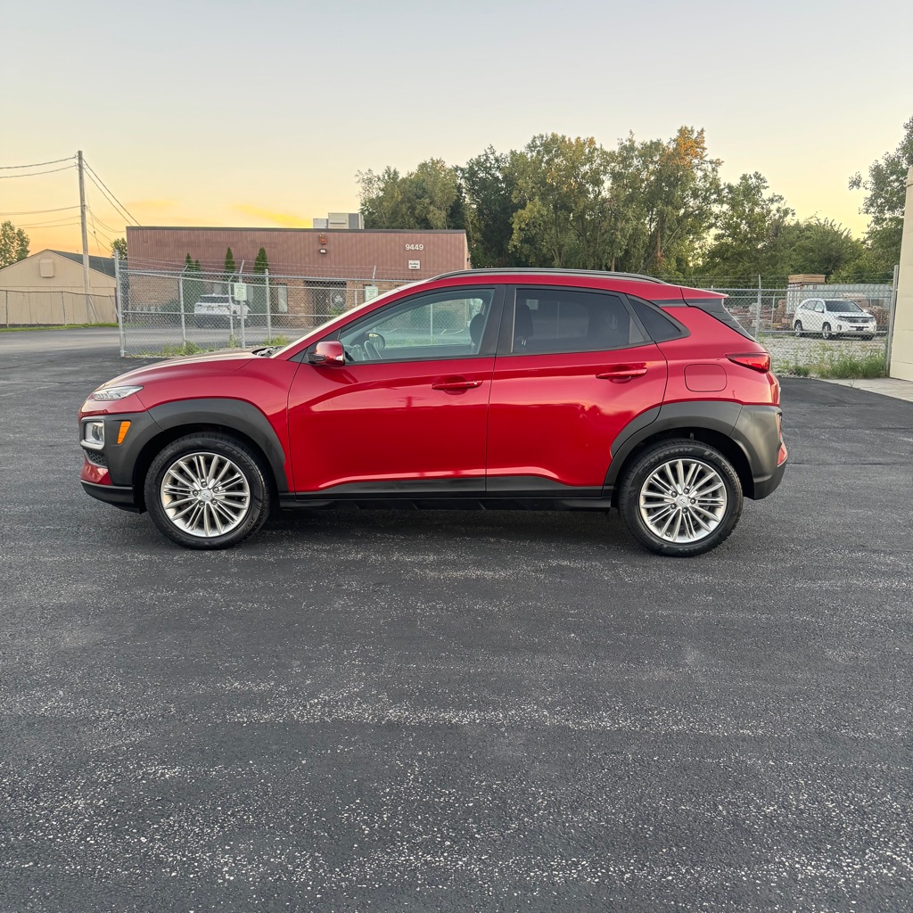 Photo 3 of this HYUNDAI KONA
