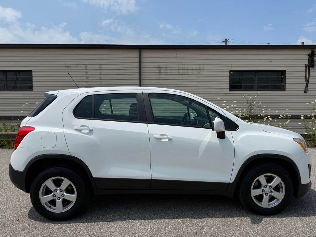 View vehicle photo 2