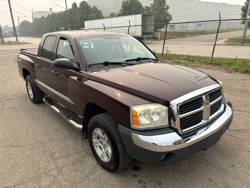 Red (MAROON) 2005 Dodge Dakota Pickup Truck Four-Wheel Drive Automatic